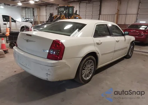 2009 Chrysler 300 Lx из США, поврежденный, VIN 2C3KA43D99H584326